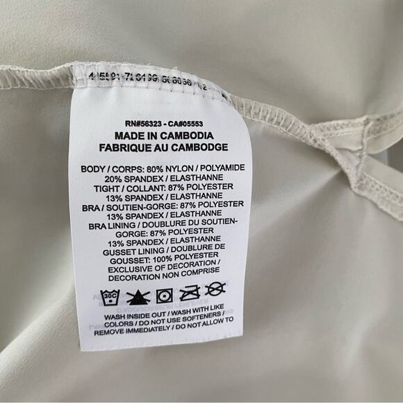 Nike Womens Bliss Luxe Training Dress Skort Light Bone Tan size large - Picture 11 of 11